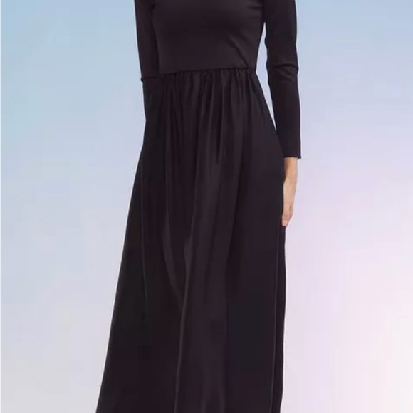 Black Long Sleeve Maxi Dress - Picture 3 of 6